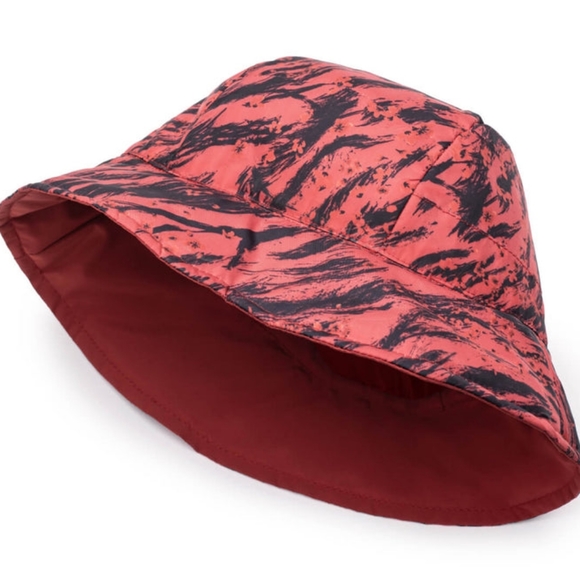 Brand New Nobis Unisex Reversible Bucket Hat in Red - Picture 5 of 8